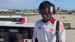 Roma arrivata a Milano: sorrisi e concentrazione in vista dell’Inter – VIDEO