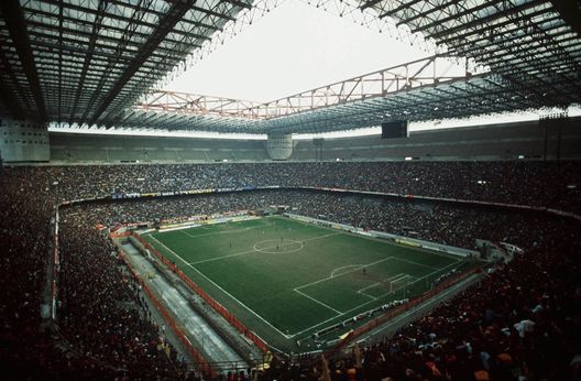 Stadio San Siro, Serie A (Foto di Bongarts/Getty Images) Stadio Serie A