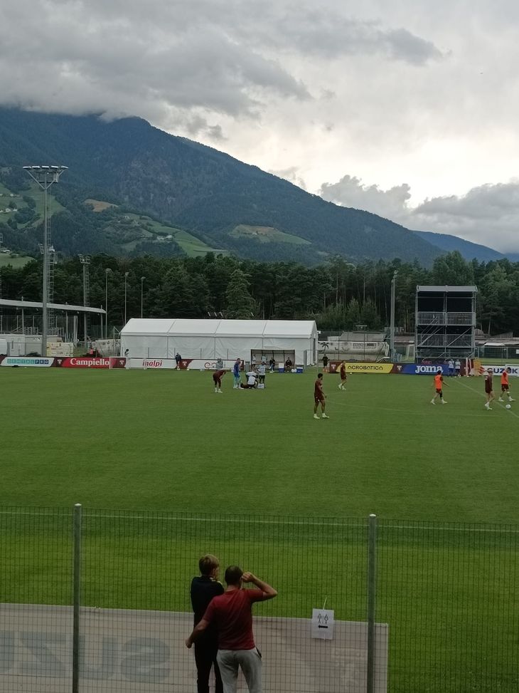 L’allenamento pomeridiano a Prato allo Stelvio: ancora presente Vanja - immagine 2
