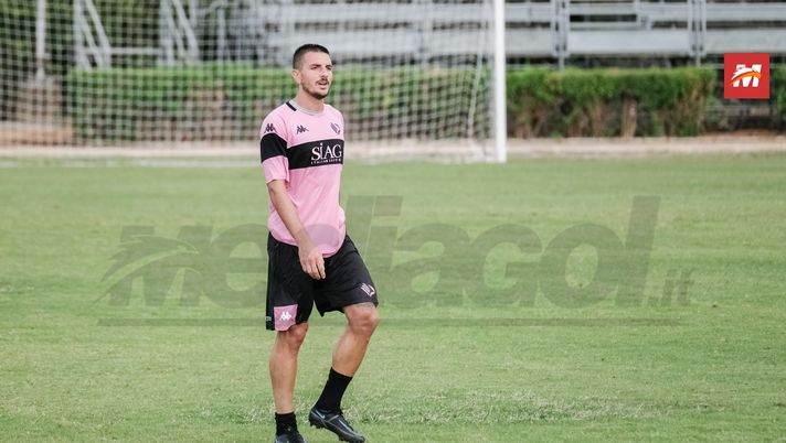Calciomercato Palermo, Fella in uscita: su di lui offerte dalla Serie C Palermo