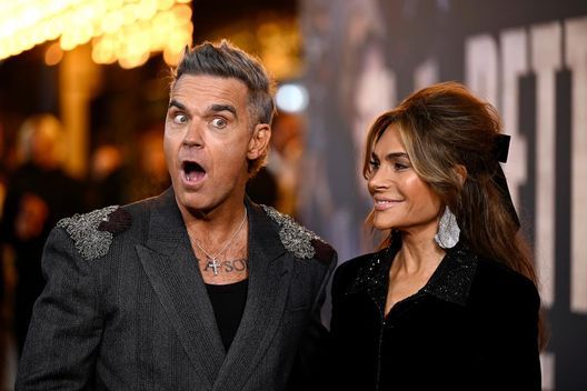 Finalissima X Factor 2024: ecco quando e dove vederla, Robbie Williams l’ospite speciale Finalissima X Factor 2024: ecco quando e dove vederla, Robbie Williams l’ospite speciale - immagine 1