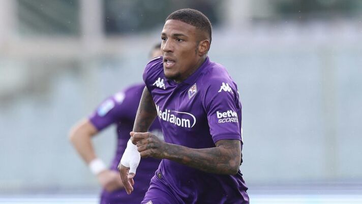 FLORENCE, ITALY - JANUARY 19: Michael Folorunsho of ACF Fiorentina in action during the Serie A match between Fiorentina and Torino at Stadio Artemio Franchi on January 19, 2025 in Florence, Italy. (Photo by Gabriele Maltinti/Getty Images) Cinque appunti per il Mantra: chi schierare alla 25a giornata al fantacalcio - immagine 1