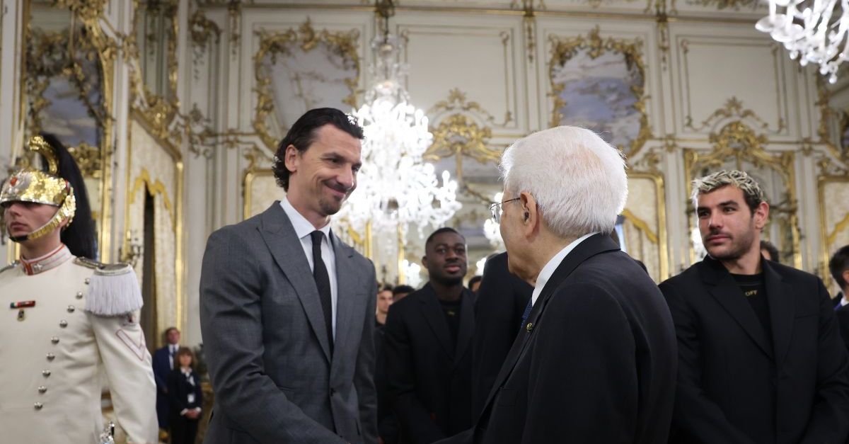 milan e bologna ricevuti al quirinale dal presidente mattarella video da Pianetamilan.it milan e bologna ricevuti al quirinale dal presidente mattarella video
