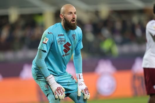 FLORENCE, ITALY - FEBRUARY 01: Vanja Milinkovic-Savic goalkeeper looks on during the Coppa Italia Quarter Final matcy between Fiorentina and Torino at Stadio Artemio Franchi on February 1, 2023 in Florence, Italy. (Photo by Gabriele Maltinti/Getty Images)