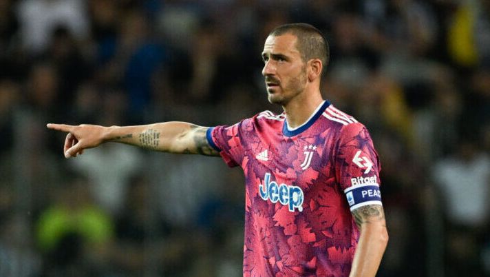 UDINE, ITALY - JUNE 04: Leonardo Bonucci of Juventus gestures during the Serie A match between Udinese Calcio and Juventus at Dacia Arena on June 04, 2023 in Udine. (Photo by Daniele Badolato - Juventus FC/Juventus FC via Getty Images) Bonucci e l’addio: “Juve, fa ancora male. Ma ecco perché ho rinunciato alla causa” - immagine 1
