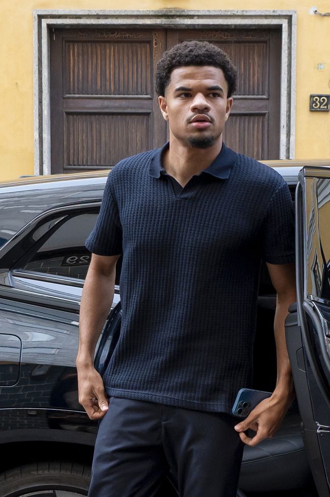 Athekame al Milan, 15esimo svizzero nella storia rossonera: ecco i suoi predecessori- immagine 2