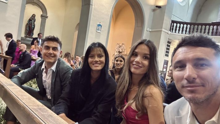 Correa e Chiara Casiraghi sposi, alle nozze in Toscana anche Dybala e Oriana - immagine 1