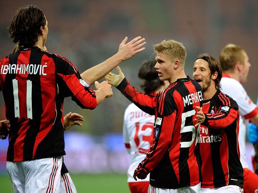 Milano, Italia - 20 gennaio 2011: Alexander Merkel esulta dopo il gol contro il Bari. (Foto di Claudio Villa/Getty Images)