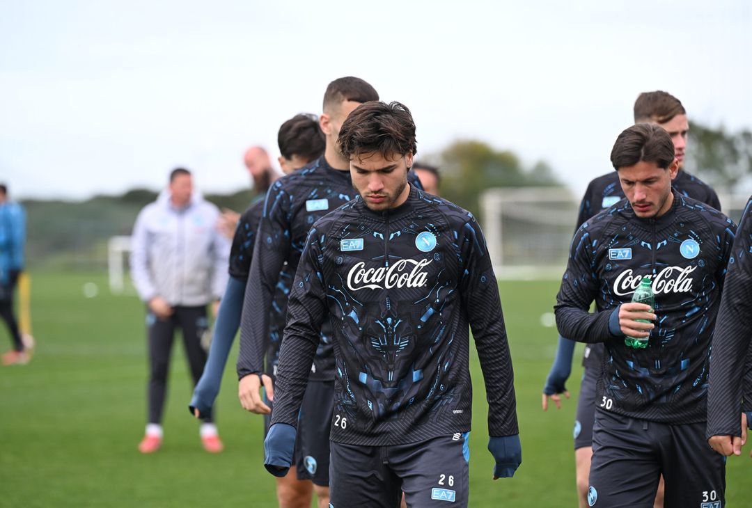 Anguissa, buone notizie per Conte: il centrocampista è rientrato in gruppo! – GALLERY - immagine 12