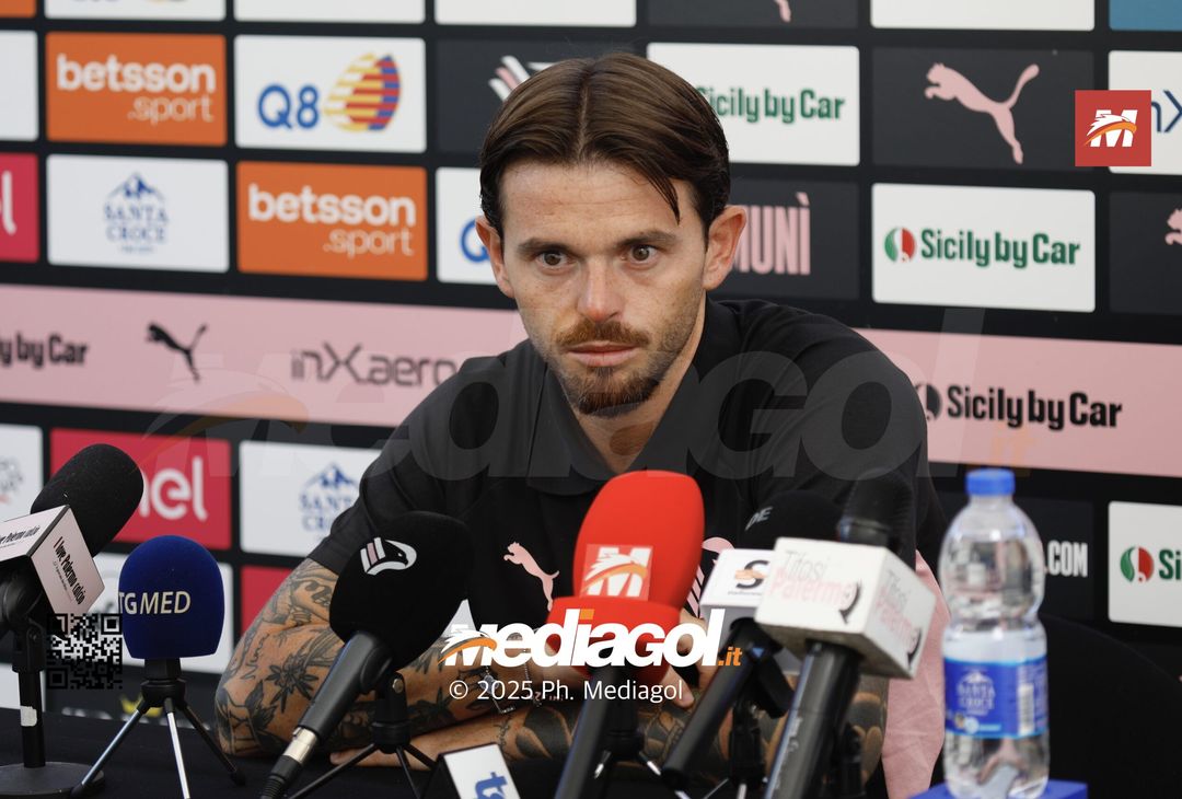 FOTO, capitan Brunori in conferenza stampa al ritiro del Palermo - immagine 11