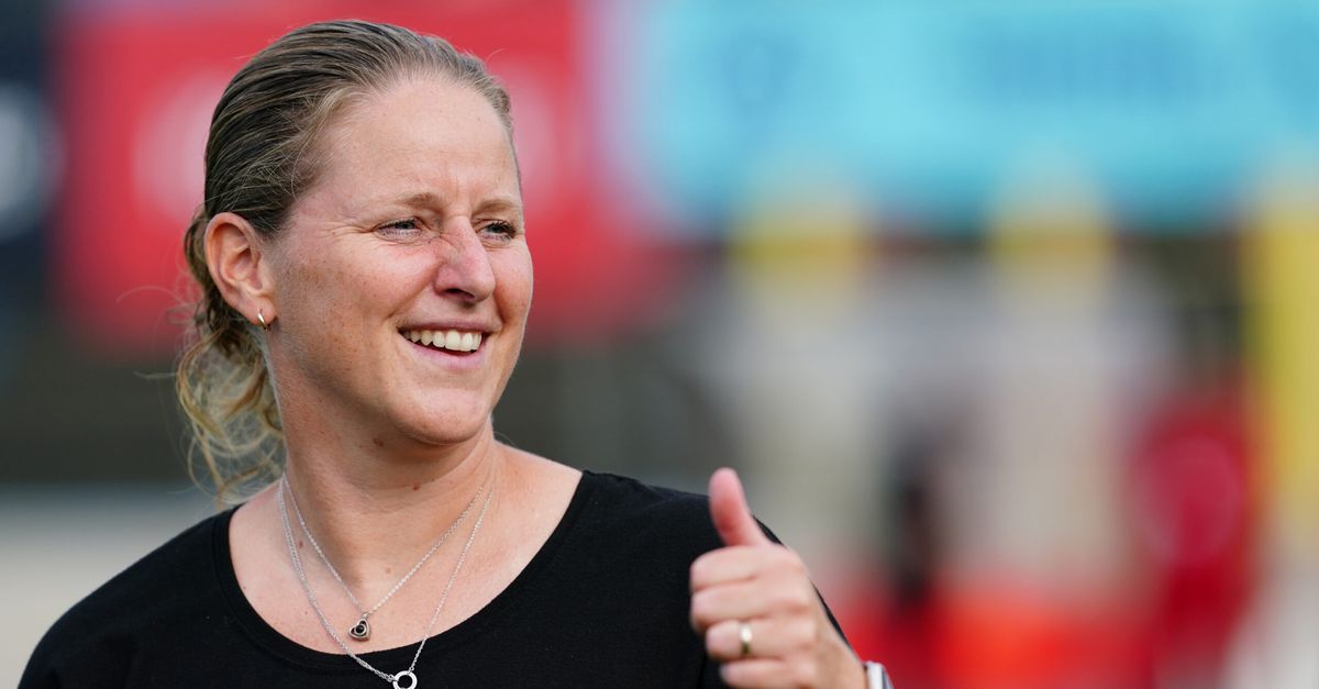 Il Milan Femminile si prepara a scendere in campo: ecco la sfida contro il Napoli Il Milan Femminile si prepara a scendere in campo: ecco la sfida contro il Napoli