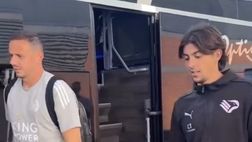 VIDEO Leicester-Palermo, l’arrivo dei rosanero al SMH Group Stadium di Chesterfield