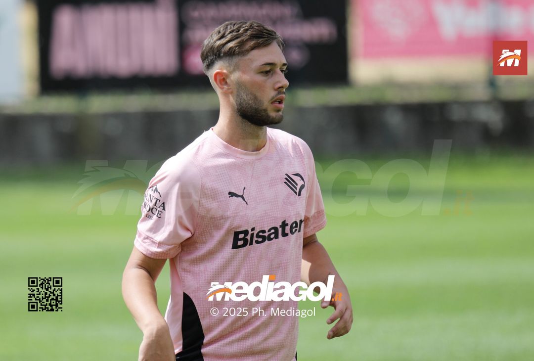 FOTO, l’occhio attento di Pippo Inzaghi al ritiro del Palermo - immagine 41