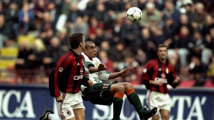 7 Nov 1999: Fabio Alves Bilica of Venezia during the Italian Serie A match against AC Milan played at the San Siro stadium in Milan, Italy. Mandatory Credit: Claudio Villa /Allsport Milan-Venezia