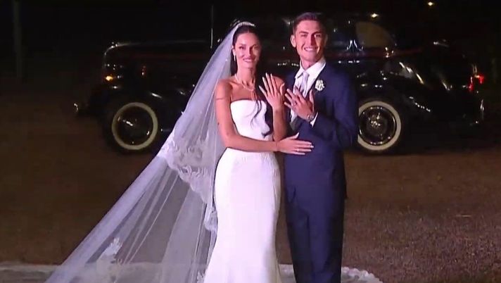 Dybala, matrimonio-lampo a casa. Il sì a Oriana davanti a 300 invitati - immagine 1
