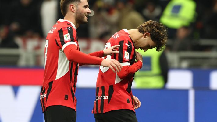 Giménez Joao Felix AC Milan Milan-Roma 3-1 Coppa Italia 2024-2025