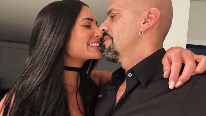 La moglie di Veron attacca Messi: “Quel pezzo di m***a che vive a Miami. Fuori i mafiosi dal…” - immagine 1