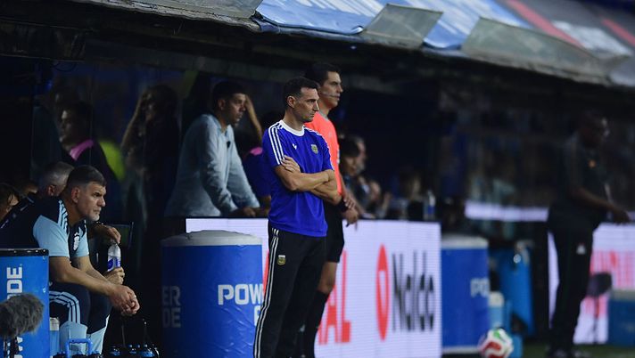 Il dispiacere di Scaloni: “Un altro Mondiale senza Italia è triste. Messi? Tutto il mondo lo vuole vedere” - immagine 1