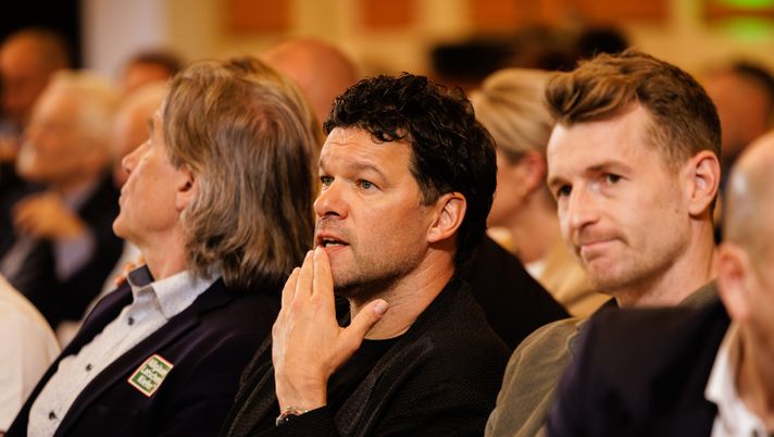 Ballack vuole Bisseck al Bayern: “È sicuramente uno dei primi nomi da fare se si parla…” - immagine 1