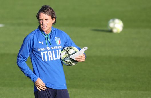 Gazzetta stronca Mancini: “Baciato dalla fortuna in panchina. Alla Fiorentina…”- immagine 2