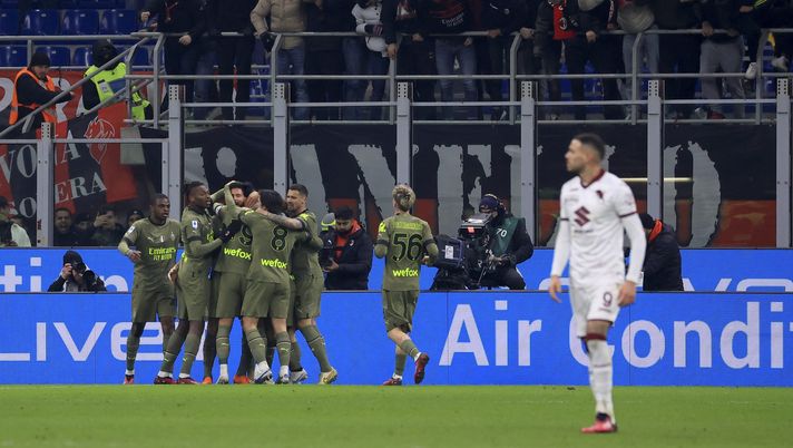 MILAN, ITALY - FEBRUARY 10: Olivier Giroud of AC Milan celebrates after scoring the opening goal during the Serie A match between AC MIlan and Torino FC at Stadio Giuseppe Meazza on February 10, 2023 in Milan, Italy. (Photo by Giuseppe Cottini/AC Milan via Getty Images) Milan-Torino 1-0: Giroud affonda un Toro bello solo a metà - immagine 1