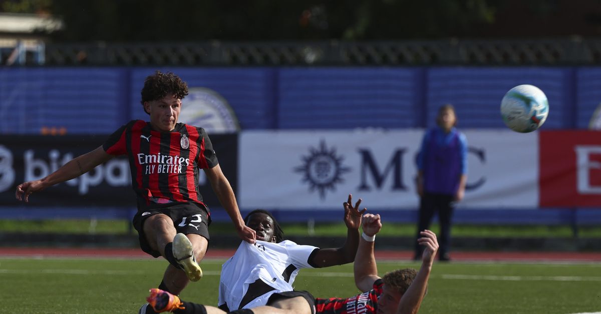 Milan Primavera, Lontani segna e dedica il gol all’infortunato La Mantia Milan Primavera, Lontani segna e dedica il gol all’infortunato La Mantia