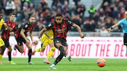 Il rigore di Nkunku: esecuzione perfetta e tutti ad abbracciarlo