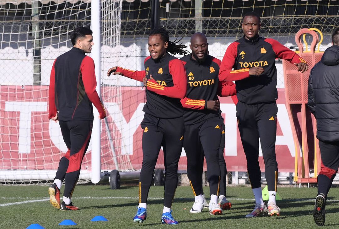 Roma, la sfida al Napoli si avvicina. A Trigoria torna Cristante – FOTO GALLERY - immagine 27