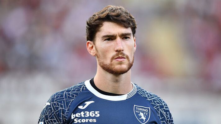 TURIN, ITALY - AUGUST 31: Franco Israel Wibmer of Torino FC looks on during the Serie A match between Torino FC and ACF Fiorentina at Stadio Olimpico di Torino on August 31, 2025 in Turin, Italy. (Photo by Valerio Pennicino/Getty Images) Torino, niente Uruguay per Israel: presto il pieno recupero. Cosa succederà con Paleari - immagine 1