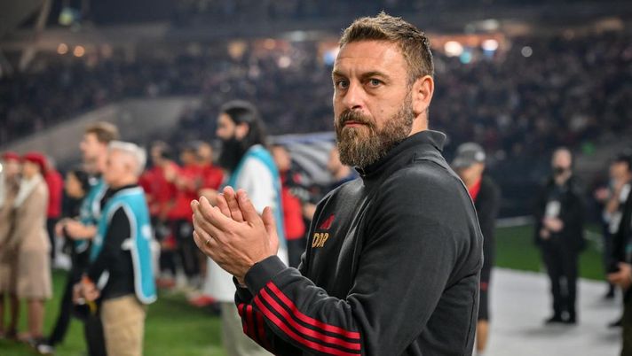 De Rossi: “Cicatrici e tatuaggi nazisti, quante leggende su di me. Mamma? Per dirla alla Brega…” - immagine 1