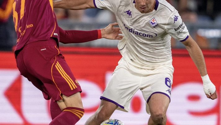 FOTO – La Fiorentina “festeggia” l’esordio di Braschi in Serie A Braschi