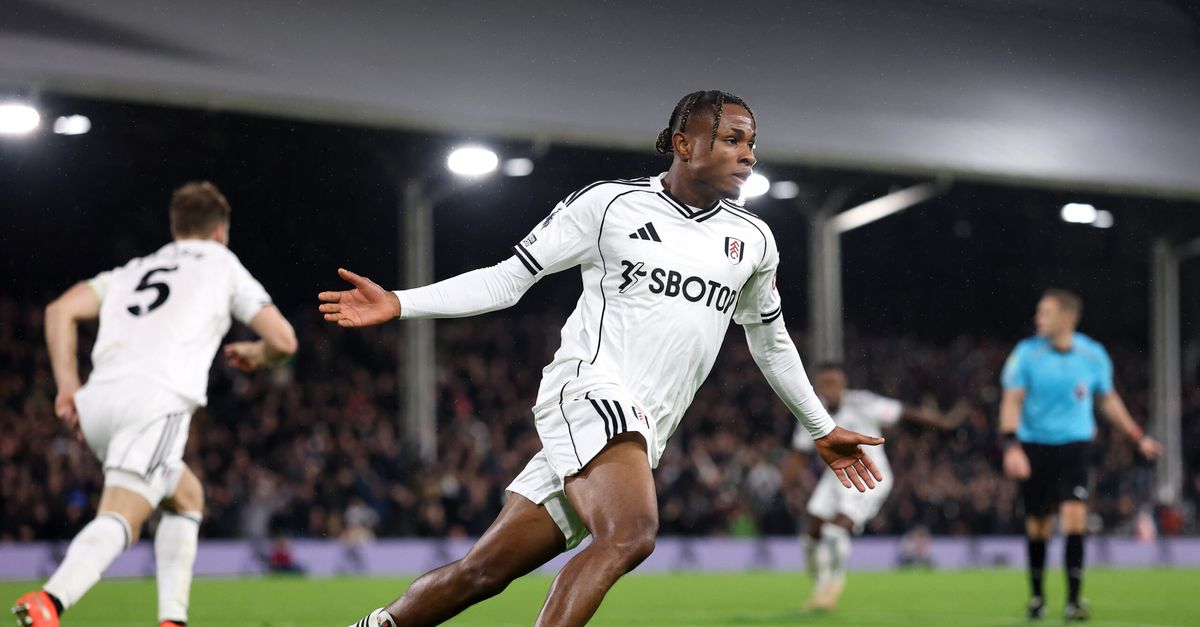 Milan, Chukwueze rinato in Premier League: dopo gli assist, ecco la doppietta al City! Milan, Chukwueze rinato in Premier League: dopo gli assist, ecco la doppietta al City!