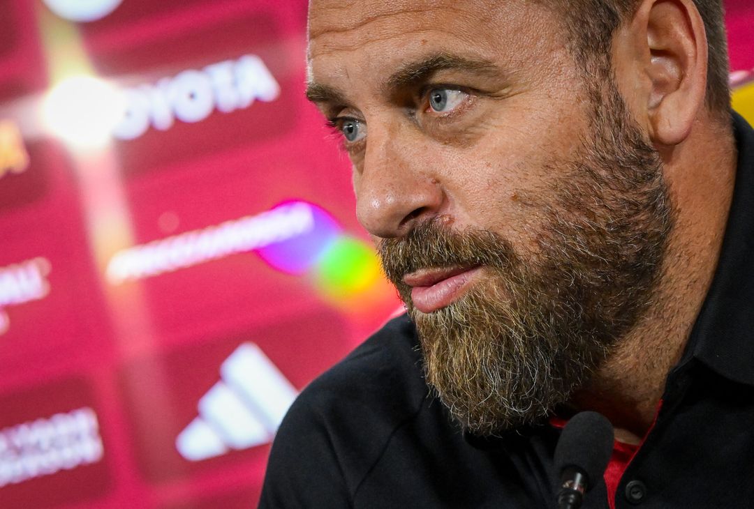 Roma, la conferenza stampa di De Rossi alla vigilia dell’Empoli – FOTO GALLERY - immagine 12