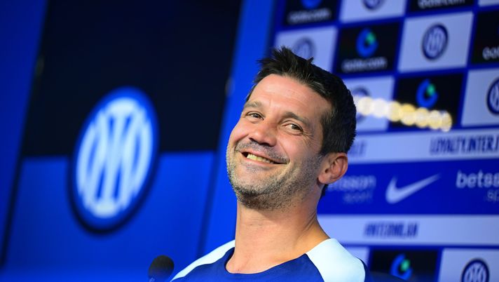 Derby? Chivu stempera la tensione: cerca sorrisi e divertimento. No ritiro, ormai una consuetudine - immagine 1