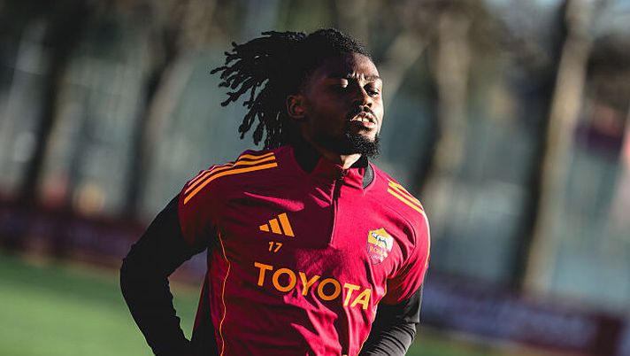 ROME, ITALY - DECEMBER 27: AS Roma player Manu Kone during a training session at Centro Sportivo Fulvio Bernardini on December 27, 2025 in Rome, Italy. (Photo by Fabio Rossi/AS Roma via Getty Images) NEWS – Vlahovic, Nico Paz, Muharemovic, Koné, Soulé, Modric, Leao, K. Thuram, Perin, Holm, KDB: le novità - immagine 1
