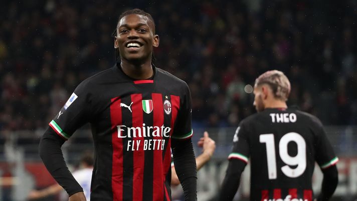 MILAN, ITALY - MAY 20: Rafael Leao of AC Milan celebrates after scoring the team's first goal during the Serie A match between AC MIlan and UC Sampdoria at Stadio Giuseppe Meazza on May 20, 2023 in Milan, Italy. (Photo by Marco Luzzani/Getty Images) leao rinnovo