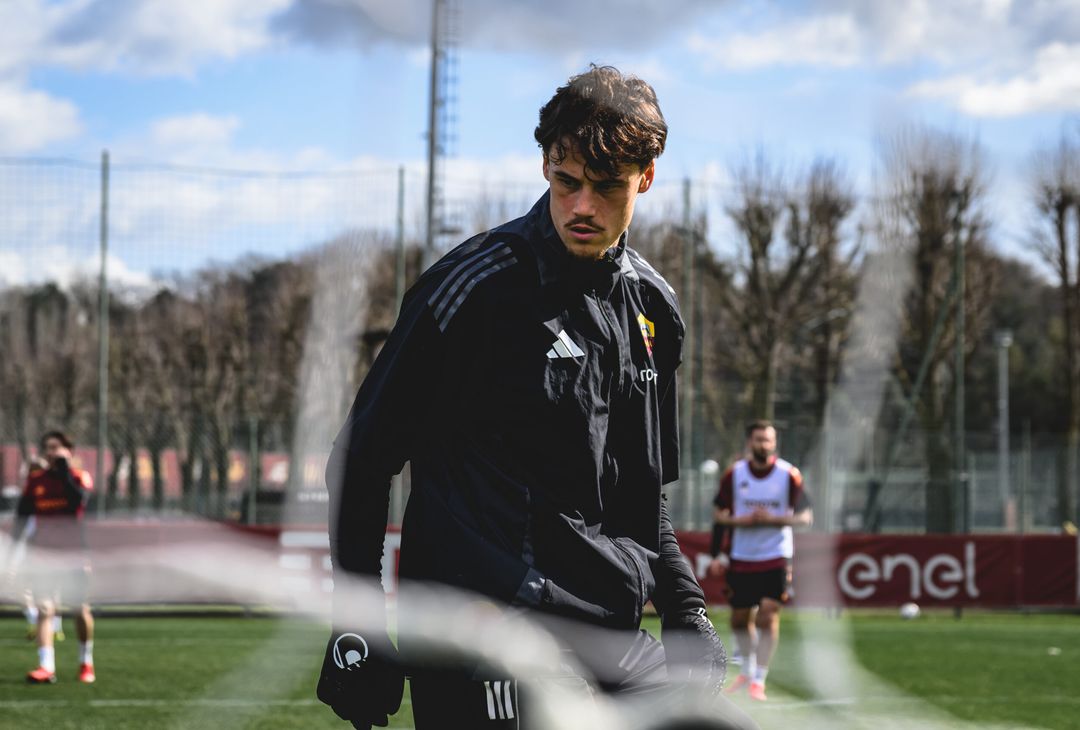 Trigoria, l’allenamento a -2 dalla Cremonese. Wesley in gruppo – FOTO GALLERY - immagine 23