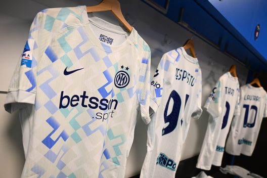 Getty Images Inter-Bologna, domenica ore 20.45 a San Siro: Sky, Dazn o in chiaro? Dove vedere la gara in tv- immagine 2