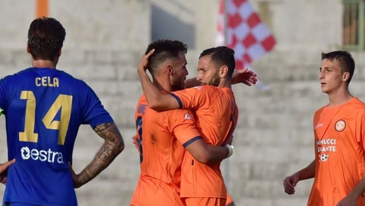 Coppa Italia, derby alla Pistoiese contro il Prato ma succede di tutto: espulsioni, rissa e gol annullato - immagine 1