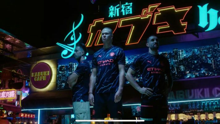 MANCHESTER CITY, LANCIATO IL THIRD KIT 2023/24 A TOKYO CON PUMA  MANCHESTER CITY, LANCIATO IL THIRD KIT 2023/24 A TOKYO CON PUMA - immagine 1