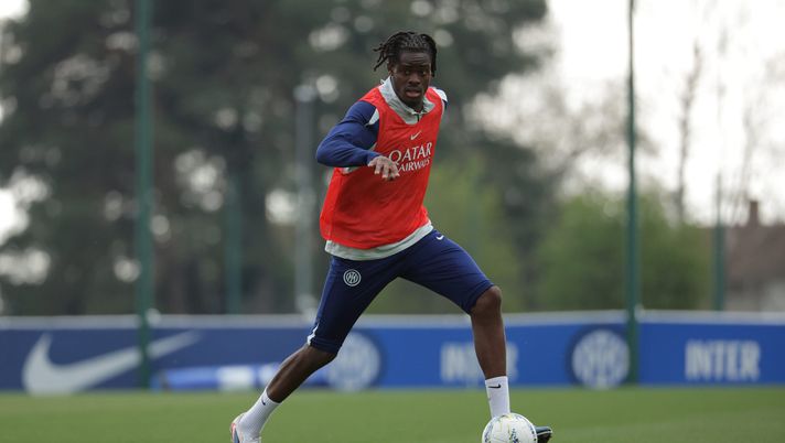 Inter, tegola Bisseck per Chivu: salterà il big match contro la Roma - immagine 1