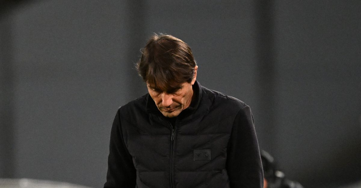 Napoli vs Cagliari: Conte Unhappy with Friday Kick-Off Time | Serie A News