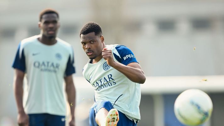 Inter, Bastoni ancora a parte: salta l’Atalanta? Presa una decisione su Dumfries - immagine 1