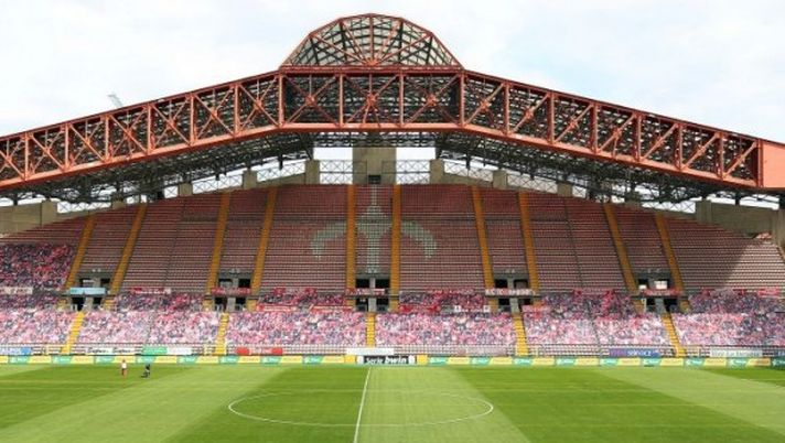 Spalti vuoti? Spettatori farlocchi! - immagine 1