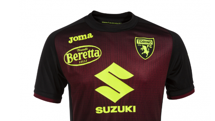 Torino, i lettori promuovono la terza maglia per la stagione 2022/2023 - immagine 1