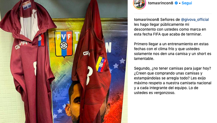 Venezuela, Rincon si scaglia contro lo sponsor tecnico: “Non c’erano magliette?” - immagine 1