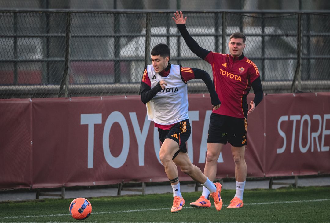 Trigoria, l’allenamento a due giorni da Roma-Como – FOTO GALLERY - immagine 10