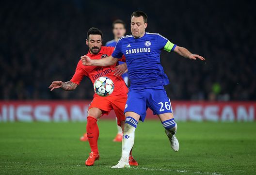 LONDRA, INGHILTERRA - MARZO 11: John Terry, ex capitano del Chelsea in una partita in Champions League contro il PSG nel 2015. (Foto di Paul Gilham/Getty Images) John Terry, il patto d’onore col Chelsea: “Niente sfide in campo contro i Blues”- immagine 2