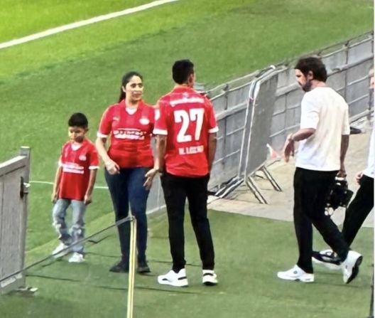 FOTO Lozano è allo stadio del Psv, si attende solo l’annuncio: scelto il numero di maglia- immagine 2