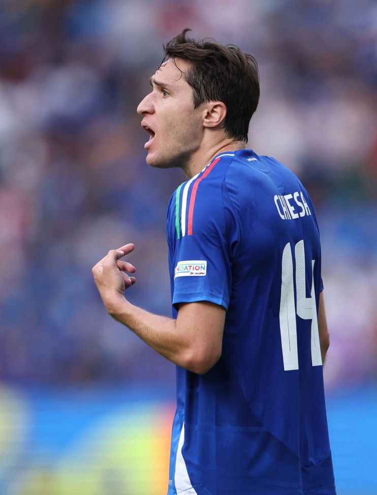 BERLIN, GERMANY - JUNE 29: Federico Chiesa of Italy reacts during the UEFA EURO 2024 round of 16 match between Switzerland and Italy at Olympiastadion on June 29, 2024 in Berlin, Germany. (Photo by Alex Grimm/Getty Images)  Federico Chiesa: “Allegri è un vincente, per il Milan è una grande scelta”- immagine 3